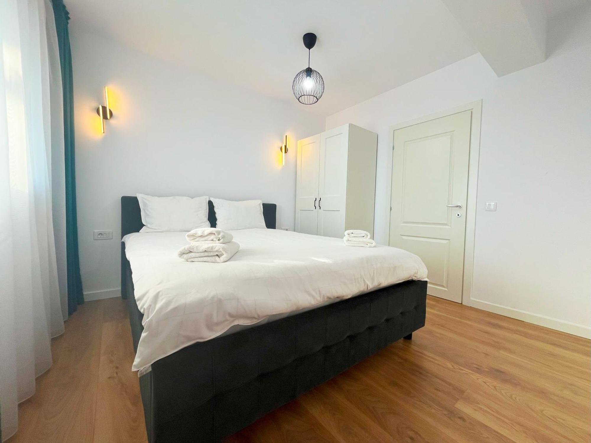 Confort Aparthotel ياش المظهر الخارجي الصورة