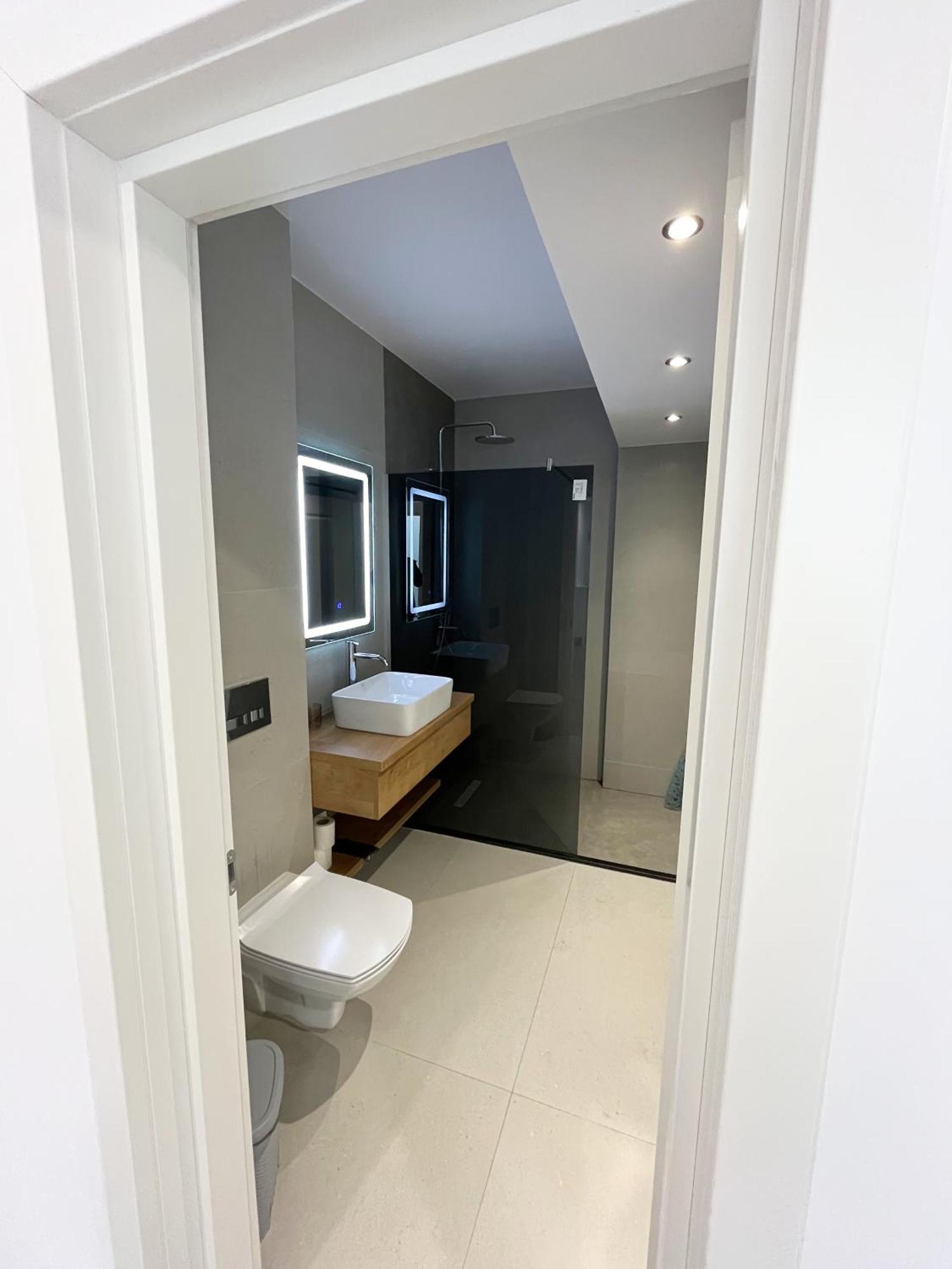 Confort Aparthotel ياش المظهر الخارجي الصورة